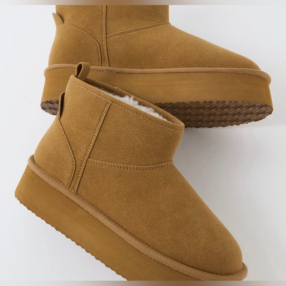 NWT!! AE The Hangout Bootie Sz 9